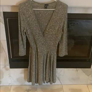 Mid length, 3/4 sleeve dress